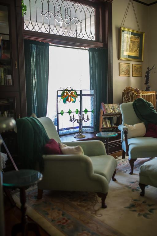 אלטון Beall Mansion An Elegant Bed & Breakfast Inn מראה חיצוני תמונה